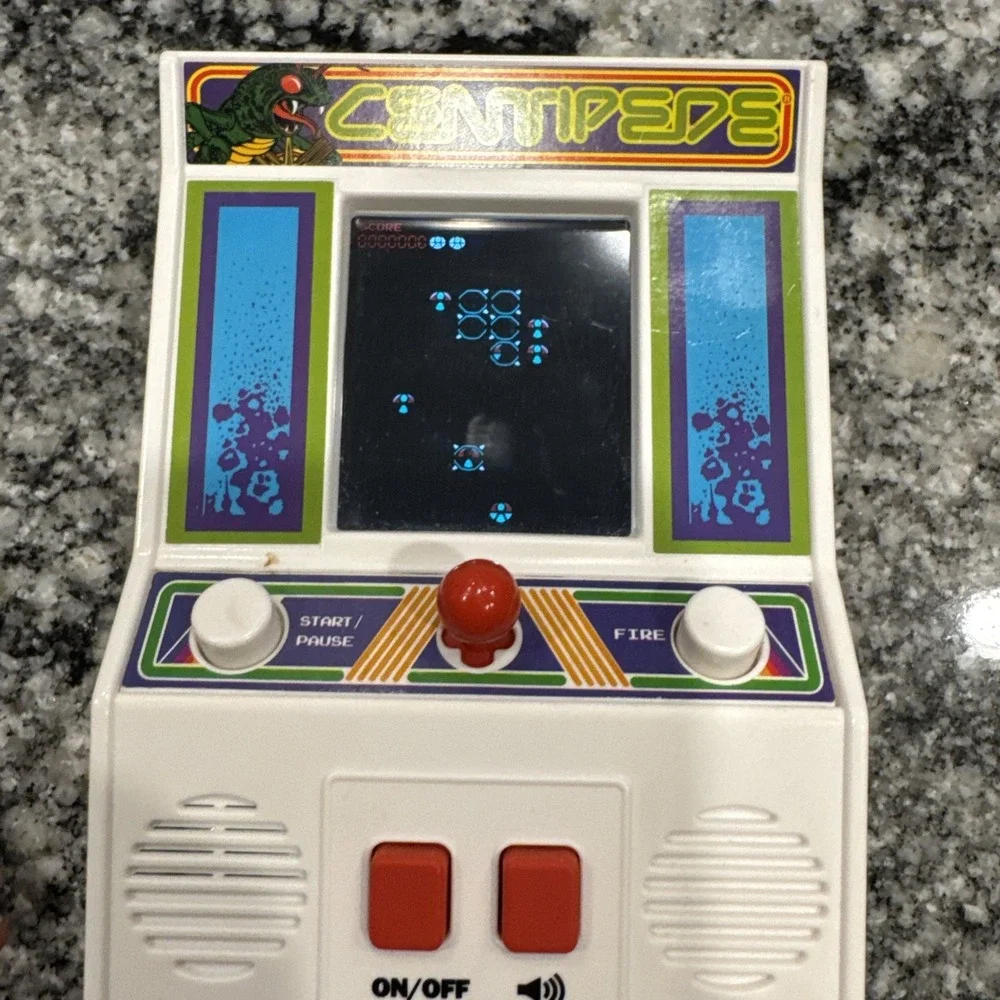 Centipede (Atari, 1981) Handheld Mini Arcade; Tested, Working, Vintage